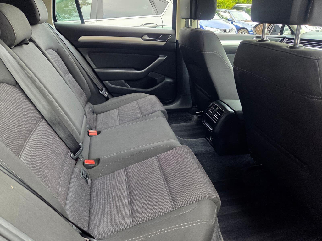 Volkswagen Passat 1.6 S Tdi Bluemotion Technology 119 Bhp Silver #12