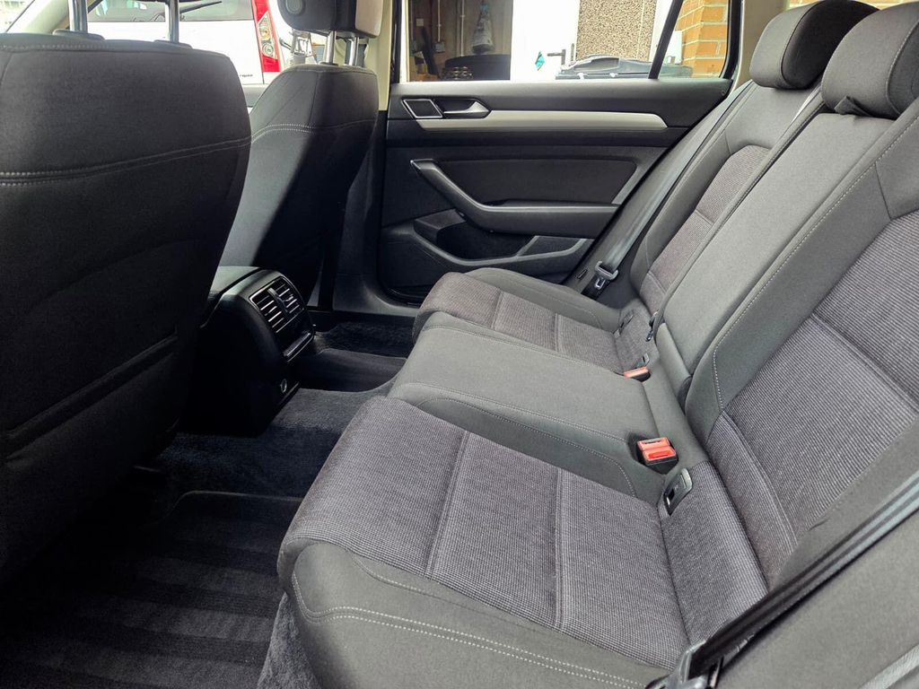 Volkswagen Passat 1.6 S Tdi Bluemotion Technology 119 Bhp Silver #13