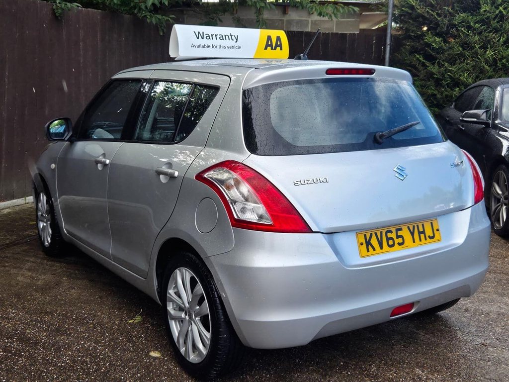 Suzuki Swift Hatchback Silver #4