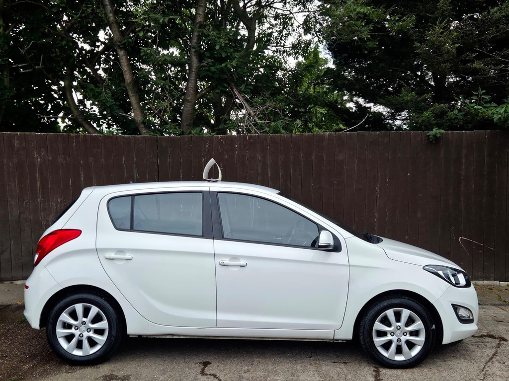 Hyundai I20 1.2 Active Euro 5 White #7