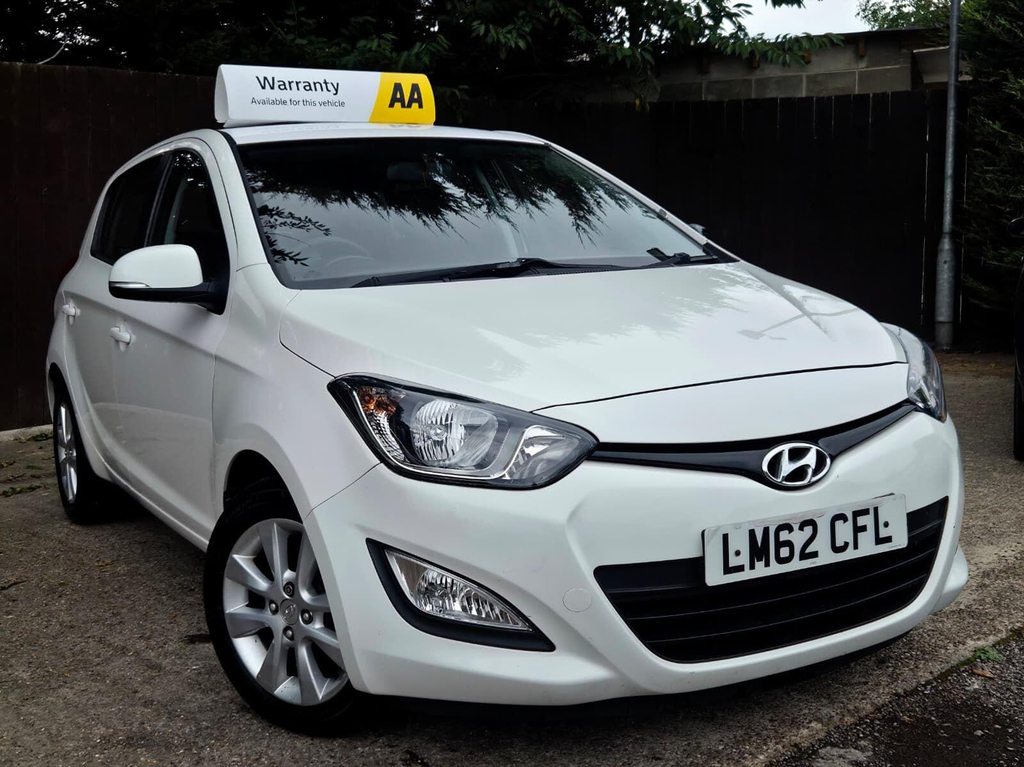 Hyundai I20 1.2 Active Euro 5 White #1