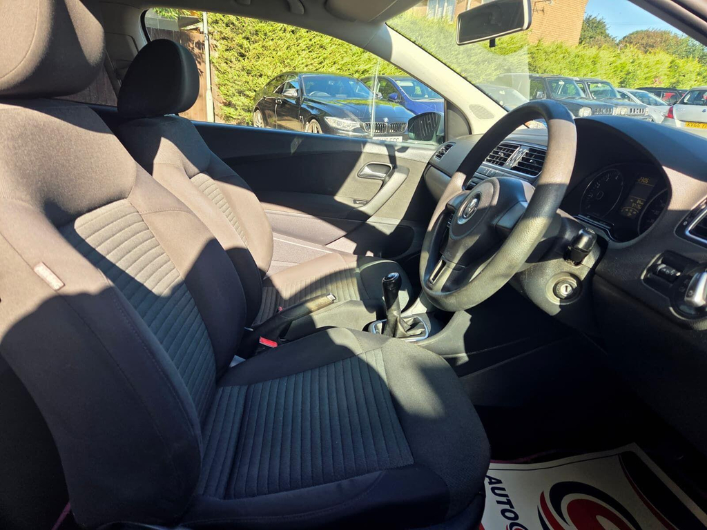 Volkswagen Polo Match Black #10