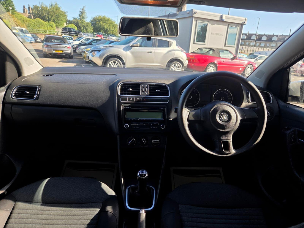 Volkswagen Polo Match Black #9