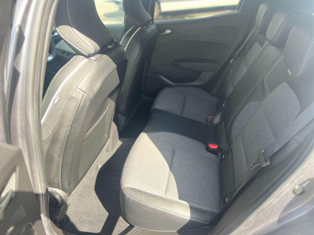 Renault Clio 1.6 E-tech Full Hybrid 145 Techno 2023 Orange #14