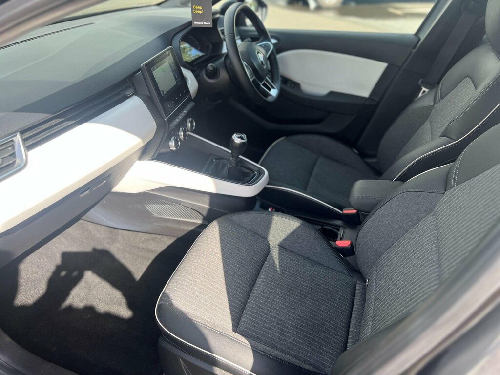 Renault Clio 1.6 E-tech Full Hybrid 145 Techno 2023 Orange #27