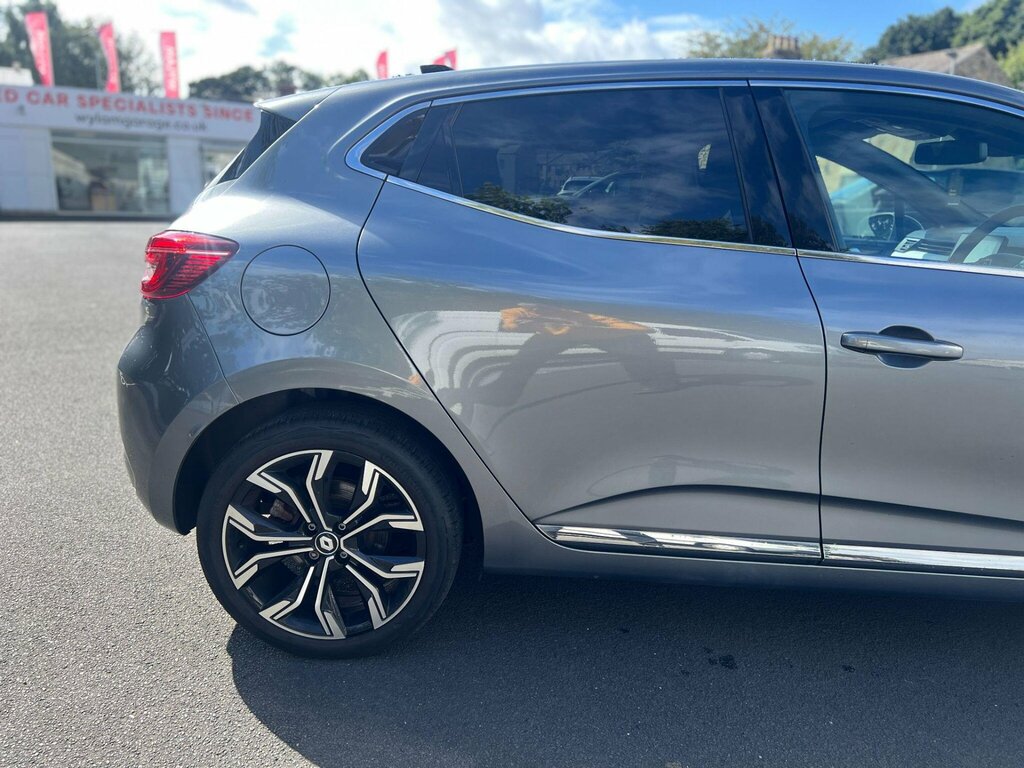 Renault Clio 1.6 E-tech Full Hybrid 145 Techno 2023 Orange #7
