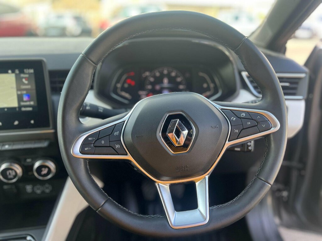 Renault Clio 1.6 E-tech Full Hybrid 145 Techno 2023 Orange #26