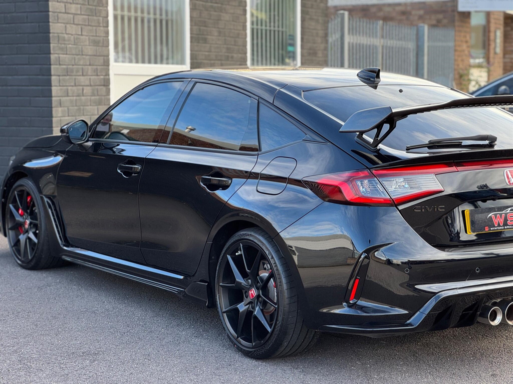 Honda Civic Advance White #8