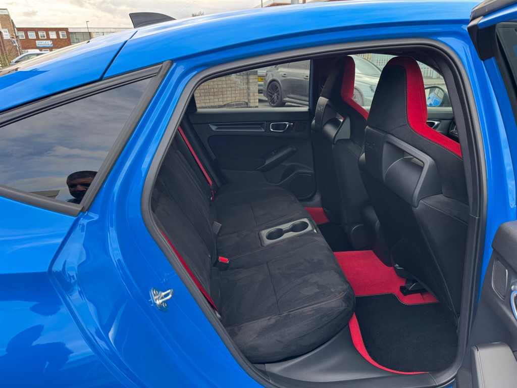 Honda Civic Advance White #53