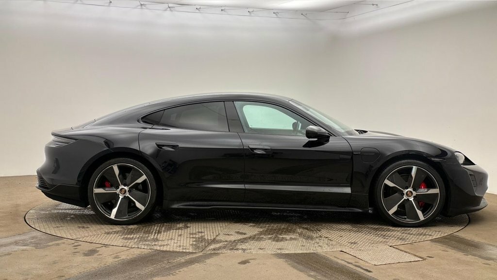 Porsche Taycan Saloon Black #3