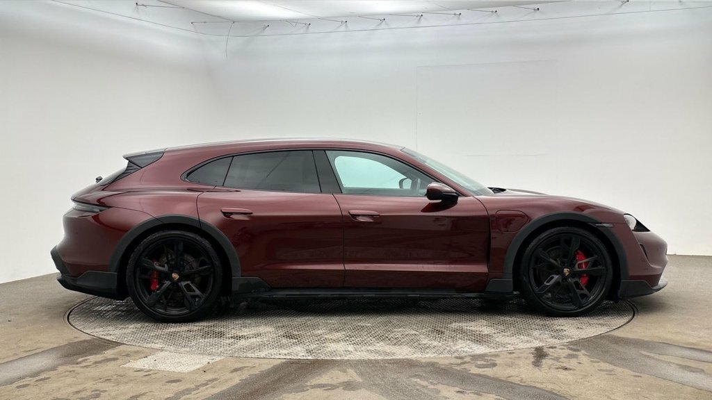 Porsche Taycan Estate Red #3