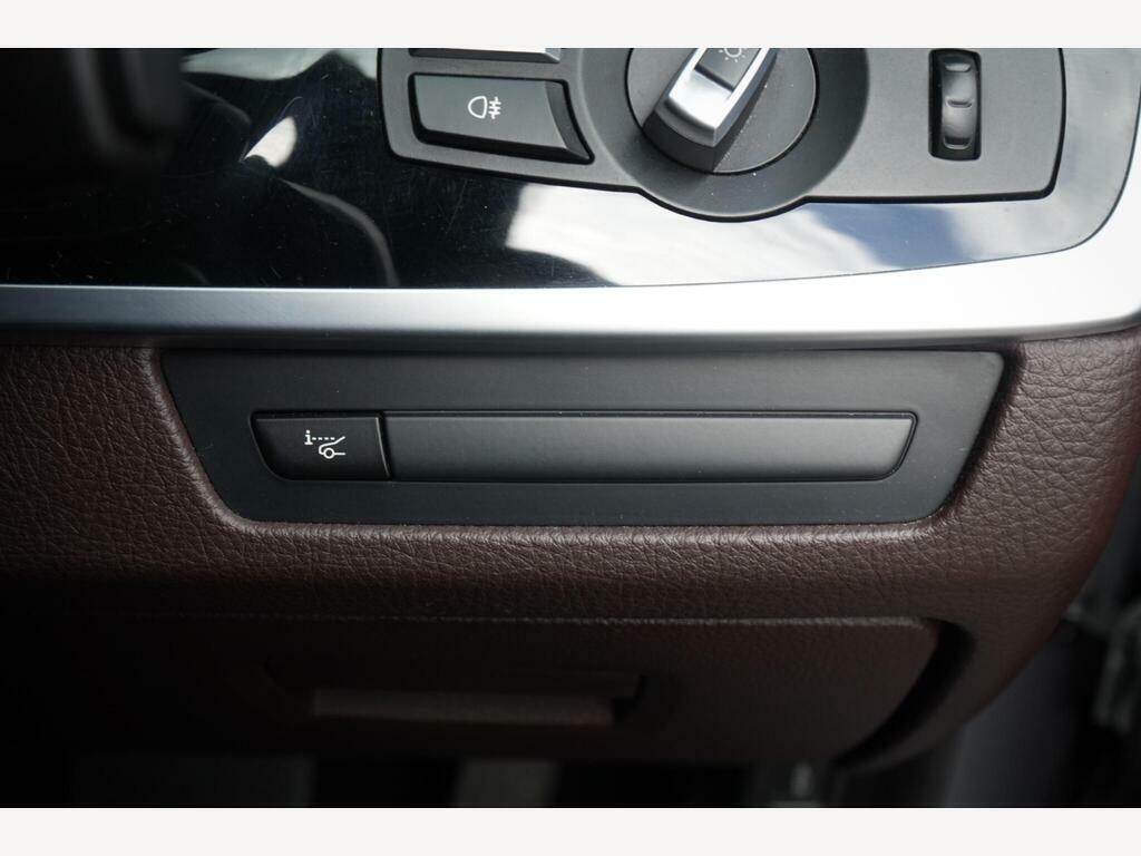 BMW 5 Series Blue #16
