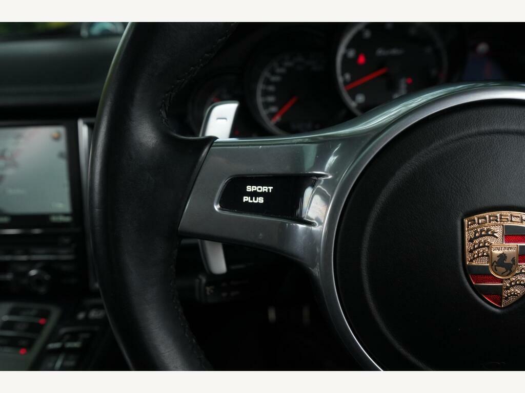 Porsche Panamera D V6 Tiptronic Black #10