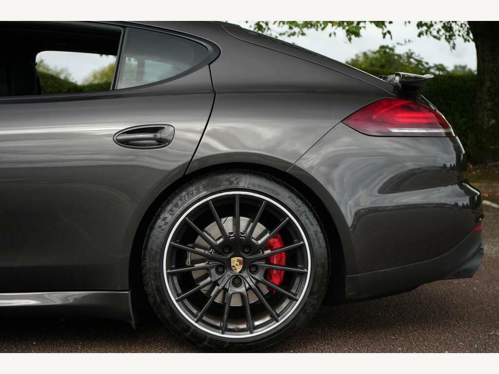 Porsche Panamera D V6 Tiptronic Black #18