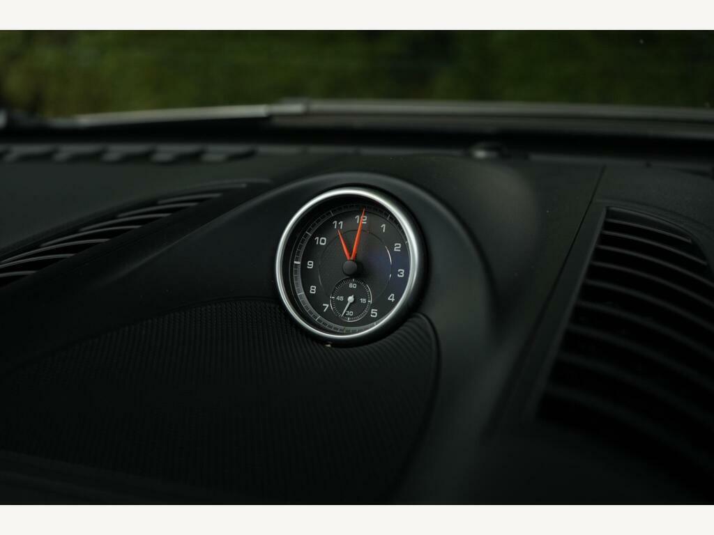 Porsche Cayenne V8 Turbo Tiptronic S White #12