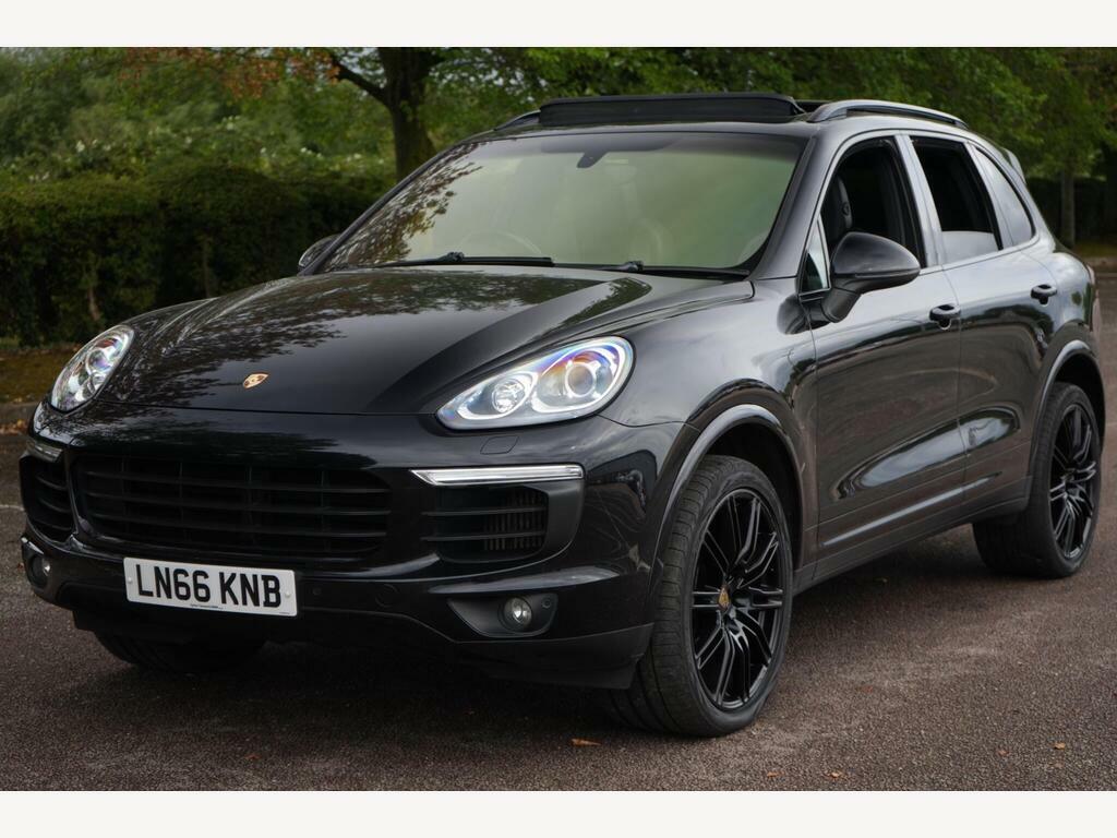 Porsche Cayenne V8 Turbo Tiptronic S White #14