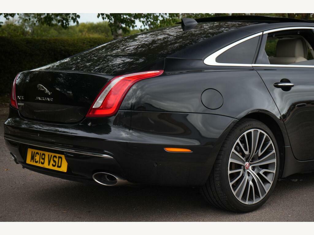 Jaguar XJ Xj50 Black #31