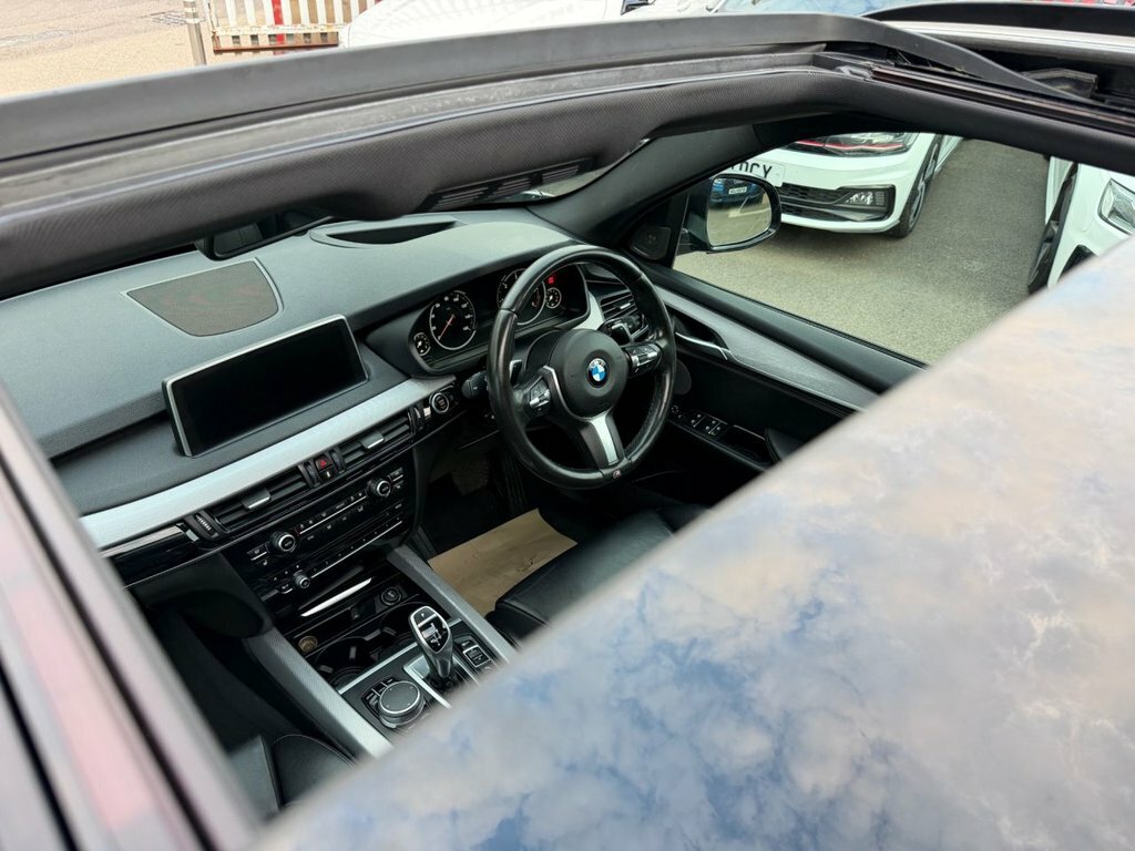 BMW X5 3L M Sport Black #4