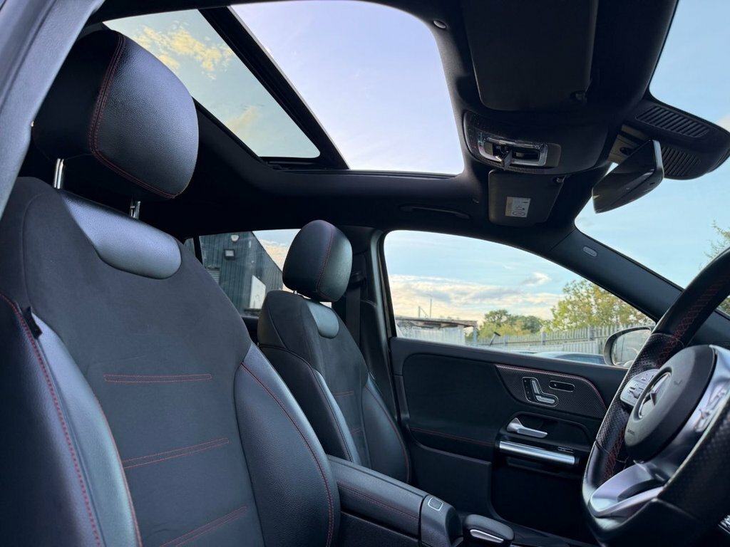 Mercedes-Benz GLA Class Suv Blue #32