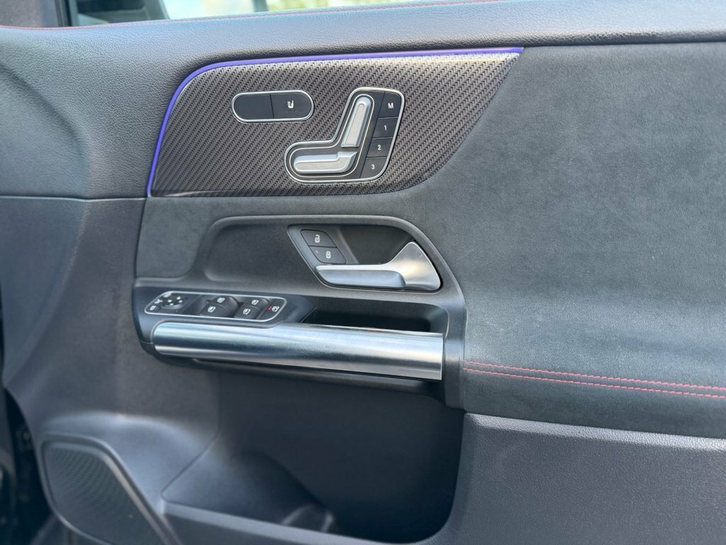 Mercedes-Benz GLA Class Suv Blue #28