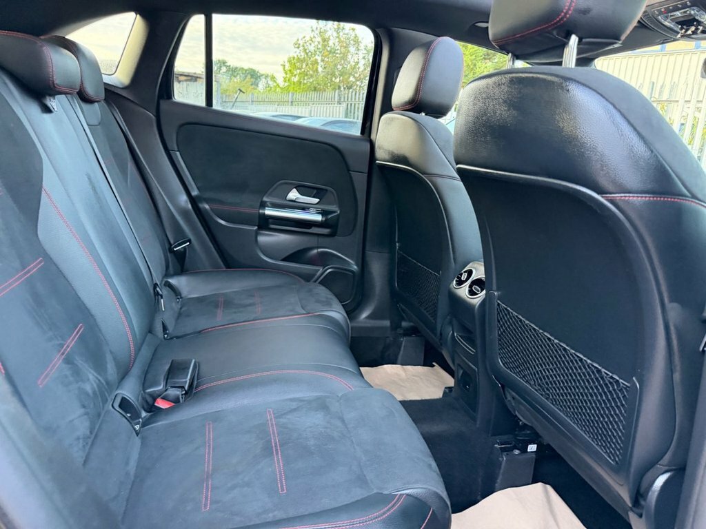 Mercedes-Benz GLA Class Suv Blue #60