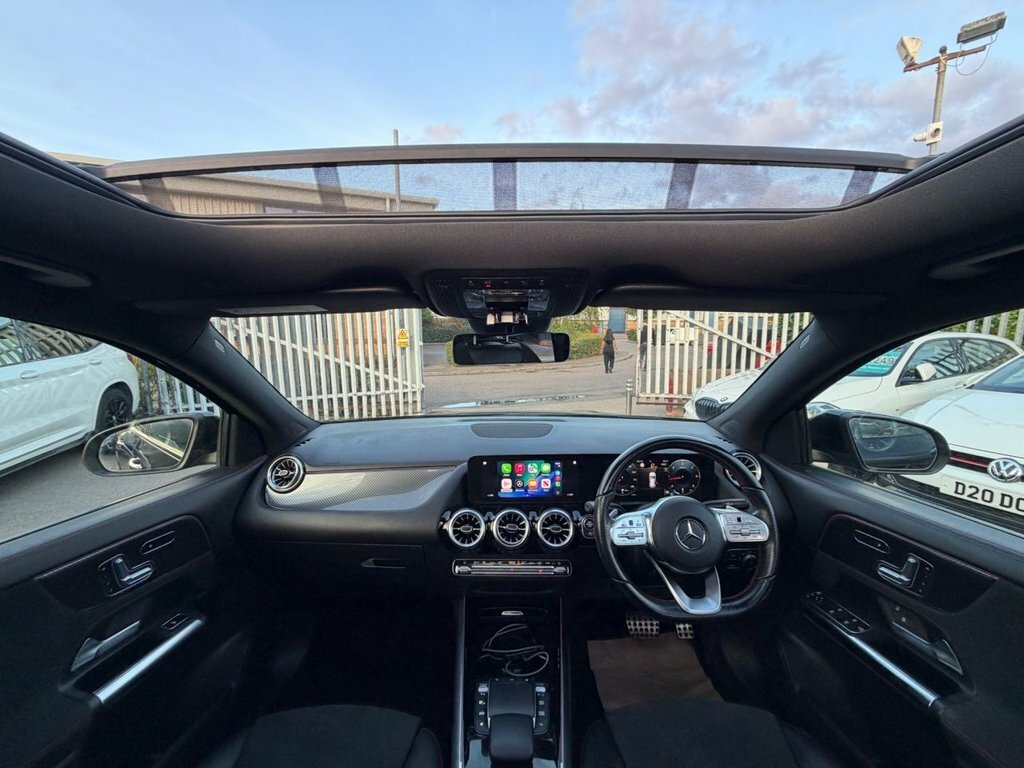 Mercedes-Benz GLA Class 2L Amg Line Black #2