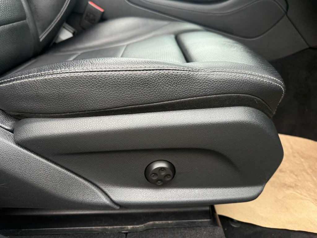 Mercedes-Benz GLC Class Black #39