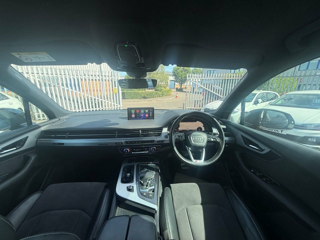 Audi Q7 3L S Line Black #2