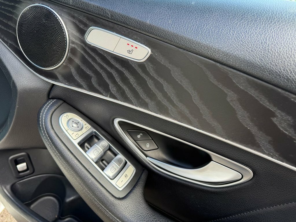 Mercedes-Benz C Class C220d Se Executive Edition 9G-tronic Blue #37