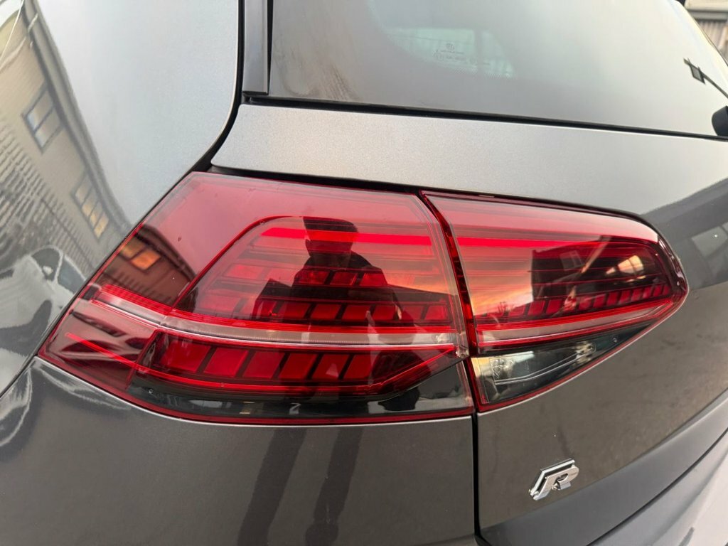 Volkswagen Golf 1.5 Tsi 150 Style 150 Ps Grey #30