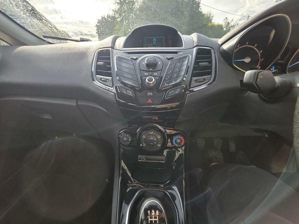 Ford Fiesta 1.6 Titanium Powershift Brown #19