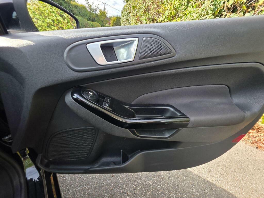 Ford Fiesta 1.6 Titanium Powershift Brown #18