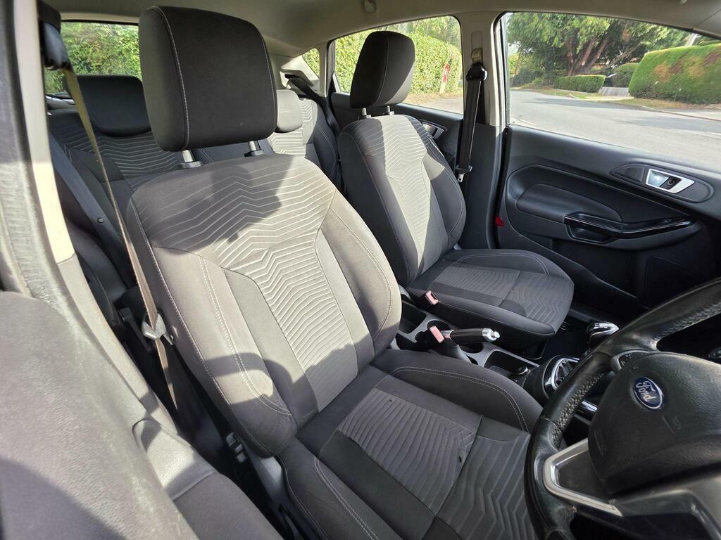 Ford Fiesta 1.6 Titanium Powershift Brown #17