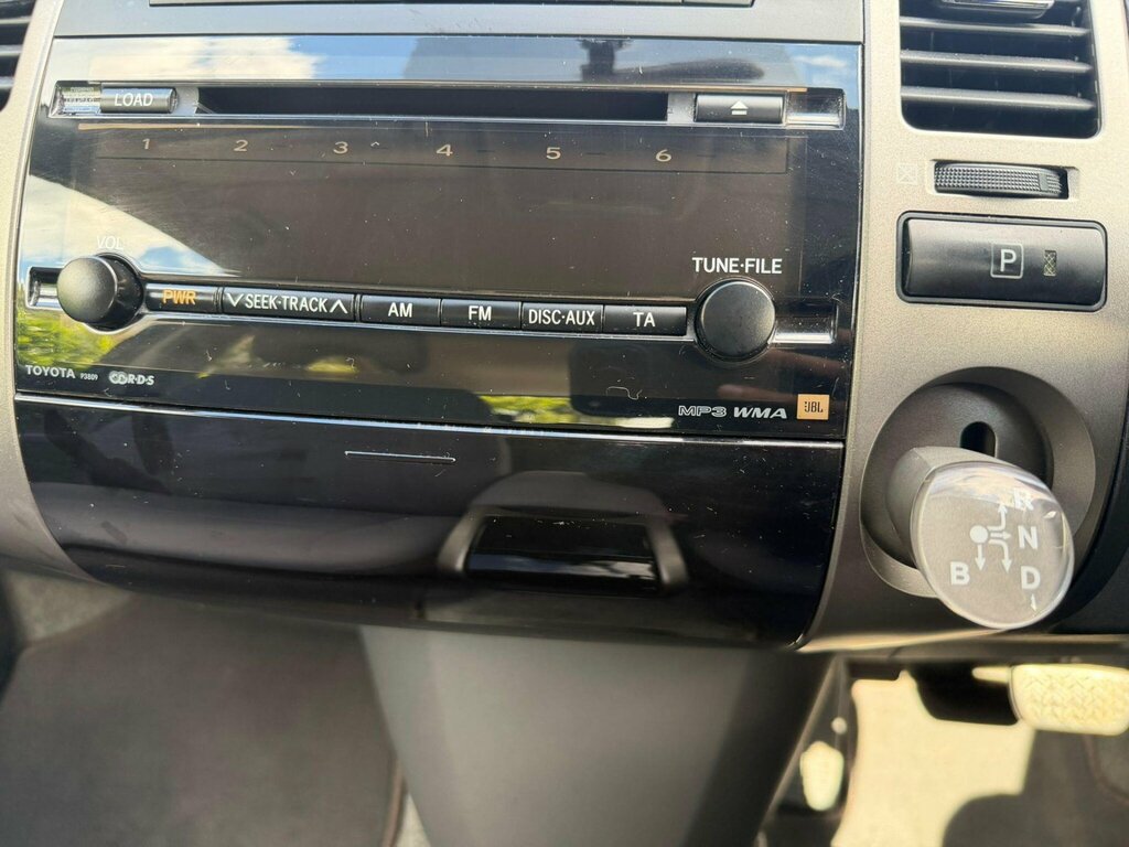 Toyota Prius Hatchback Black #19