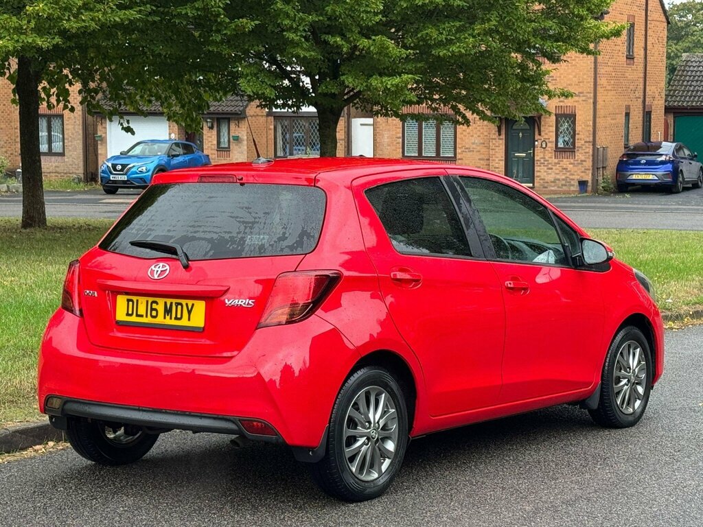 Toyota Yaris 1.33 Dual Vvt-i Icon Euro 6 Red #6