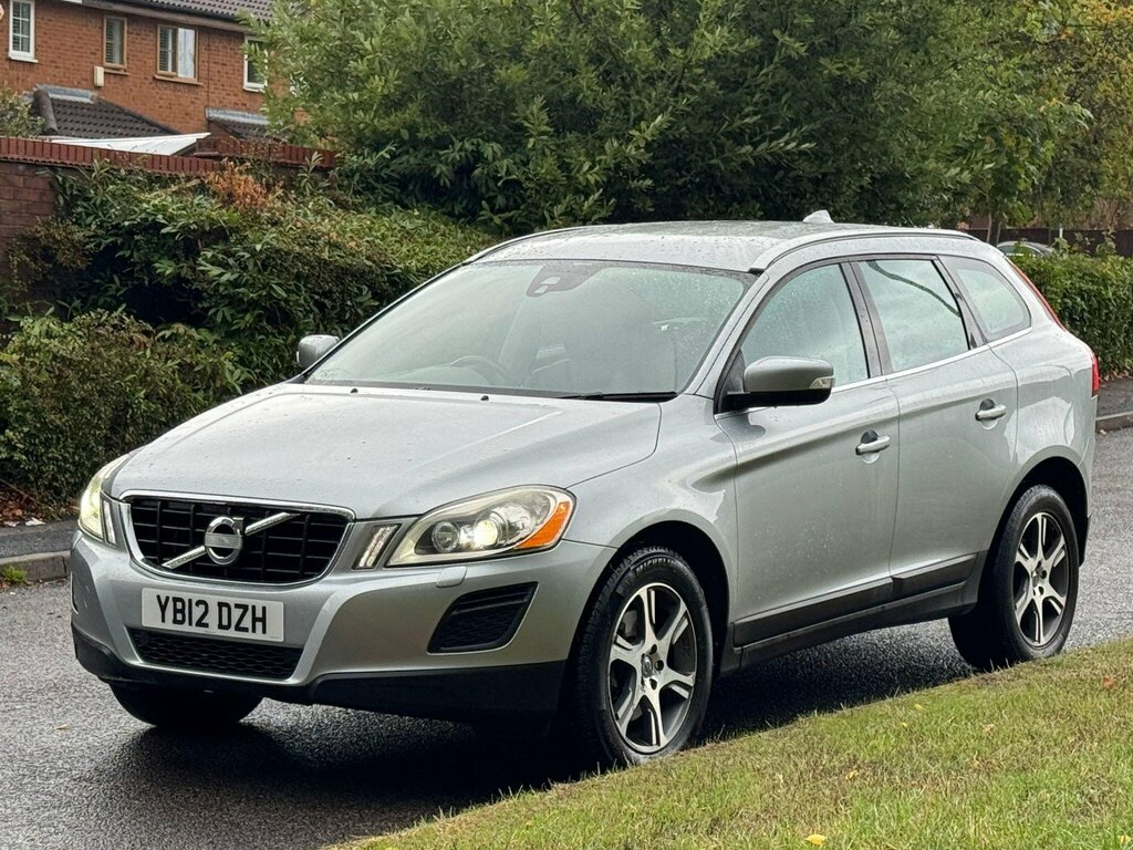Volvo XC60 2.4 D4 Se Lux Awd Euro 5 Ss Silver #2