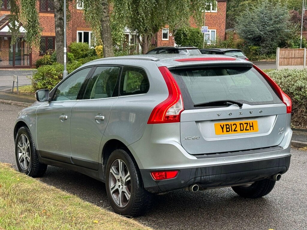 Volvo XC60 2.4 D4 Se Lux Awd Euro 5 Ss Silver #5