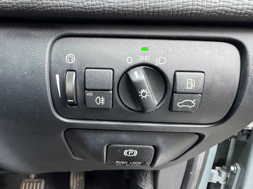 Volvo XC60 2.0 T5 Se Lux Powershift Silver #30