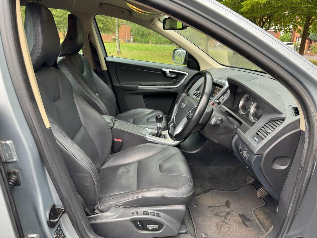 Volvo XC60 2.0 T5 Se Lux Powershift Silver #22