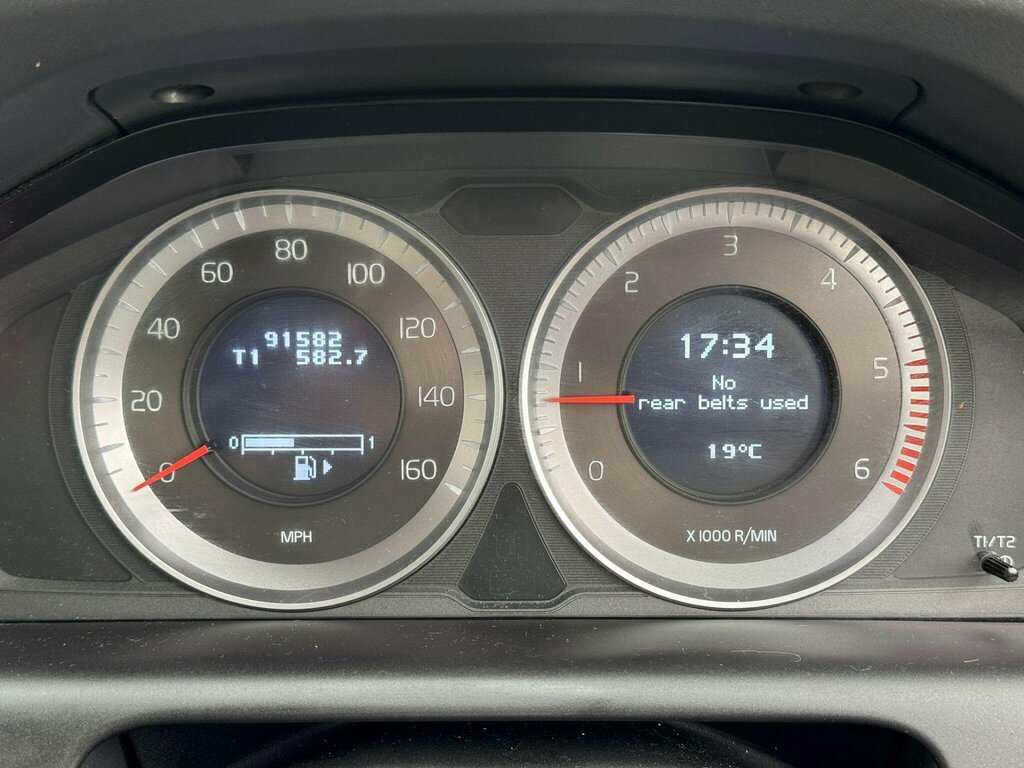 Volvo XC60 2.0 T5 Se Lux Powershift Silver #14