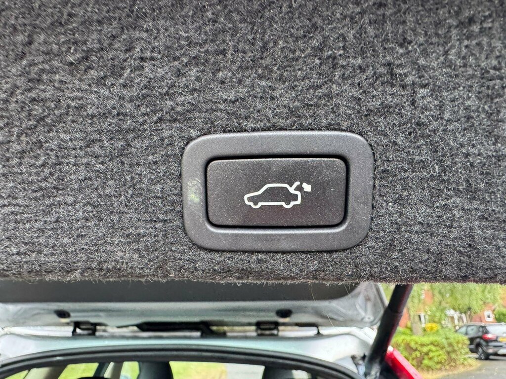 Volvo XC60 2.0 T5 Se Lux Powershift Silver #11