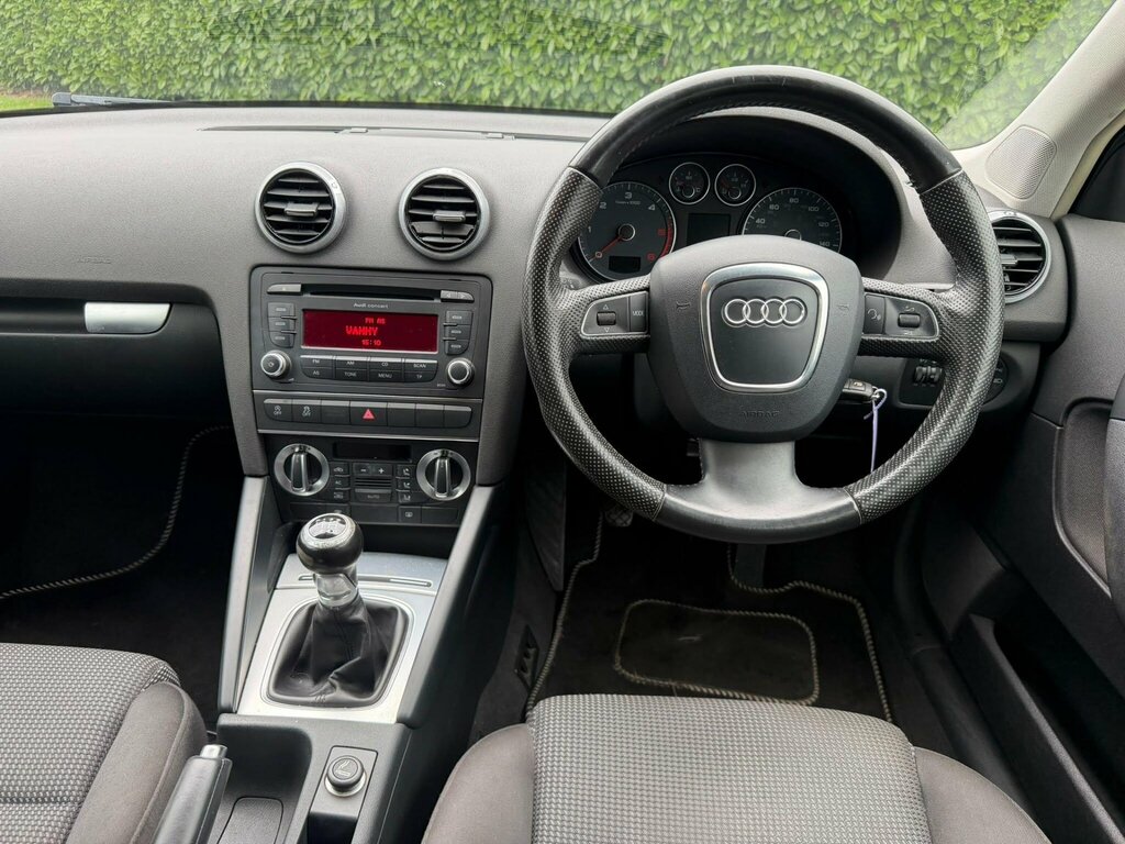 Audi A3 1.6 Tdi Sport Sportback Euro 5 Ss Black #12