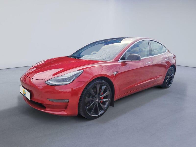 Tesla Model 3 Dual Motor Performance Saloon Red #3