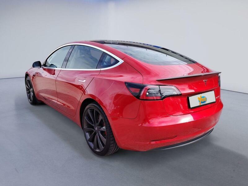 Tesla Model 3 Dual Motor Performance Saloon Red #5