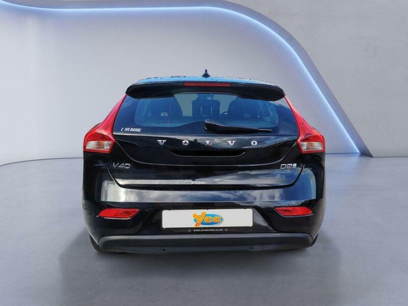 Volvo V40 T2 Momentum Nav Plus Silver #7