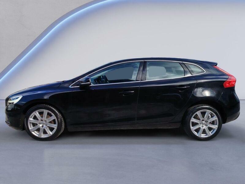 Volvo V40 2.0 D2 Inscription Hatchback Eur Black #5