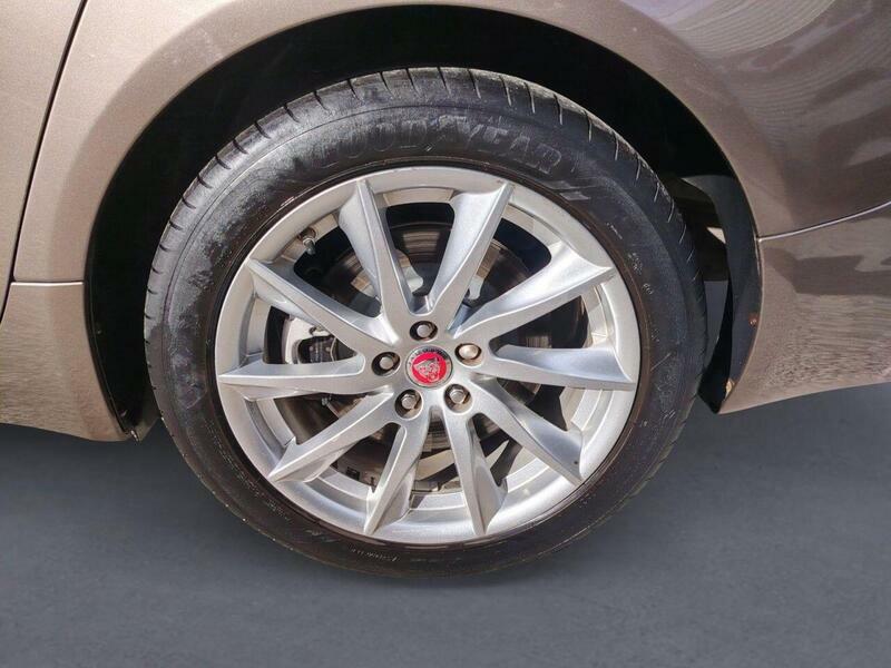 Jaguar XF D V6 S Premium Luxury Grey #39