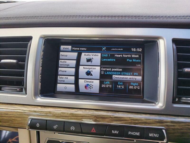 Jaguar XF D V6 S Premium Luxury Grey #31