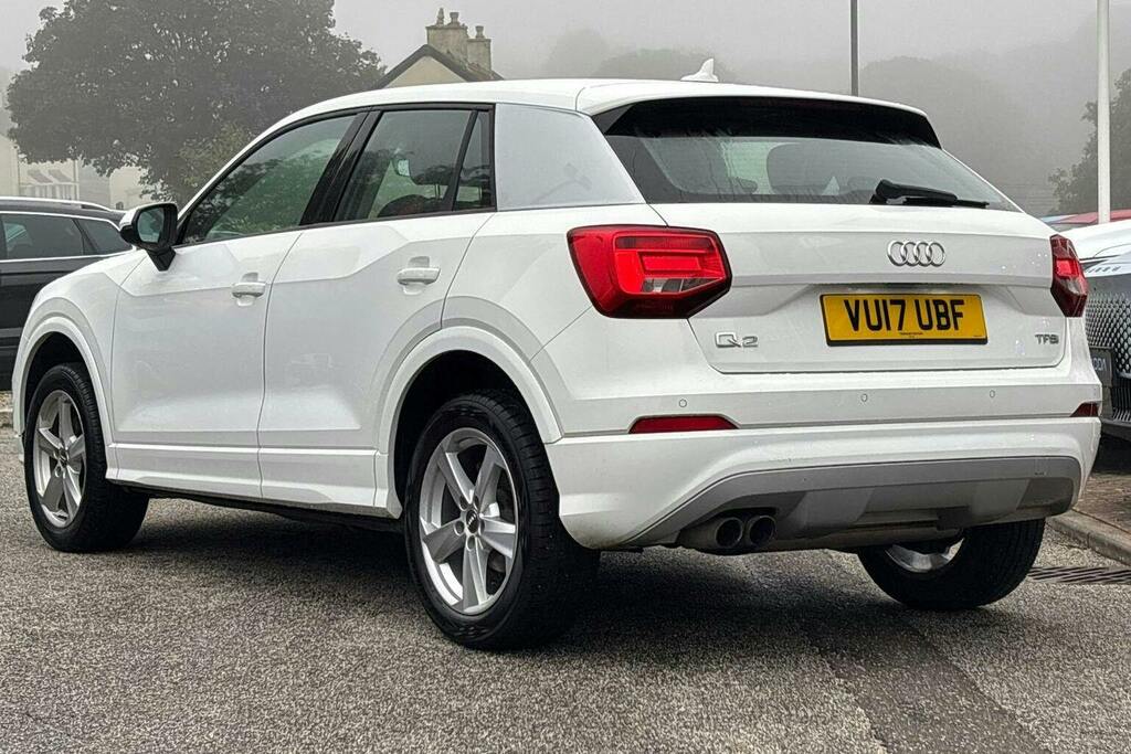 Audi Q2 1.4 Tfsi Cod Sport Suv VU17UBF White #5