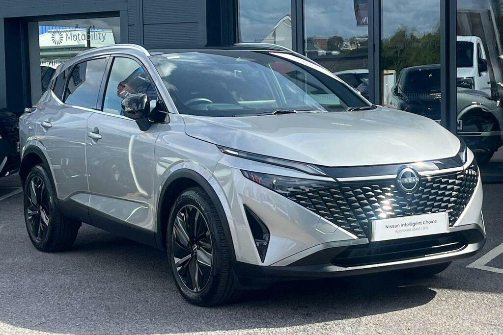 Nissan Qashqai 1.3 Dig T Mhev Tekna Suv Hybrid Silver